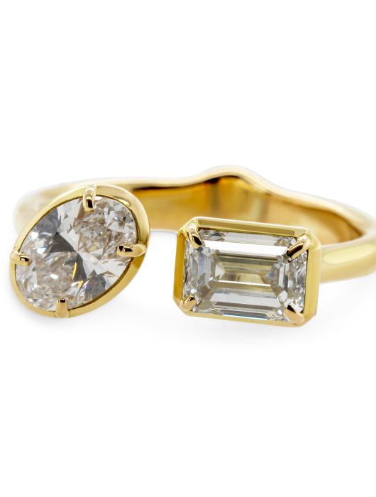 ronan campbell 18k yellow gold toi et moi emerald oval diamond engagement ring designyard contemporary jewellery gallery dublin ireland